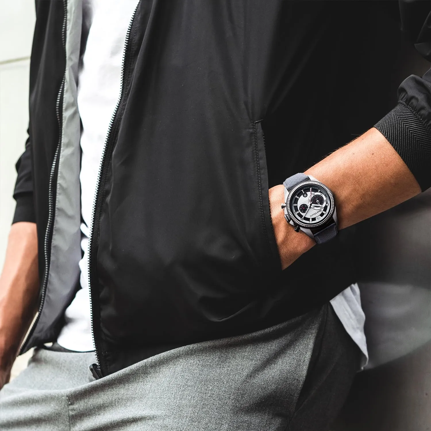 - 45MM 316L Stainless Steel Sports Watch - Sapphire Coated Mineral drapery plentifully Crystal - 100M Waterproof Wrist Watches with Leather Strap Ren�� Mouris Trofeo Chronograph Watches for Men 