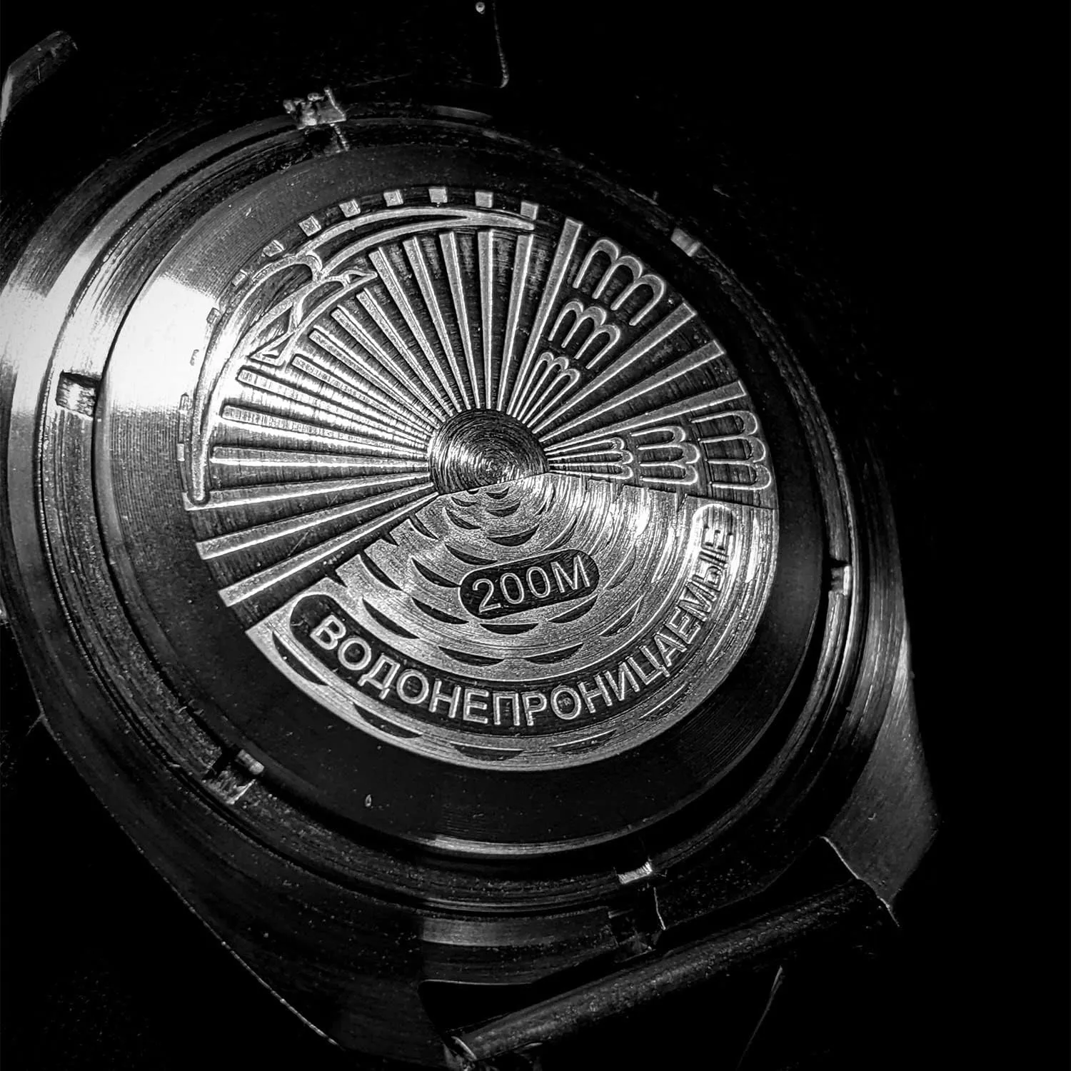 | Komandirskie K-02 Automatic Self-Winding Russian Military Diver Wrist Watch | WR 200 m | Fashion | Business | Casual Men's disconcert cumbersome Watches | Model 020706 VOSTOK 