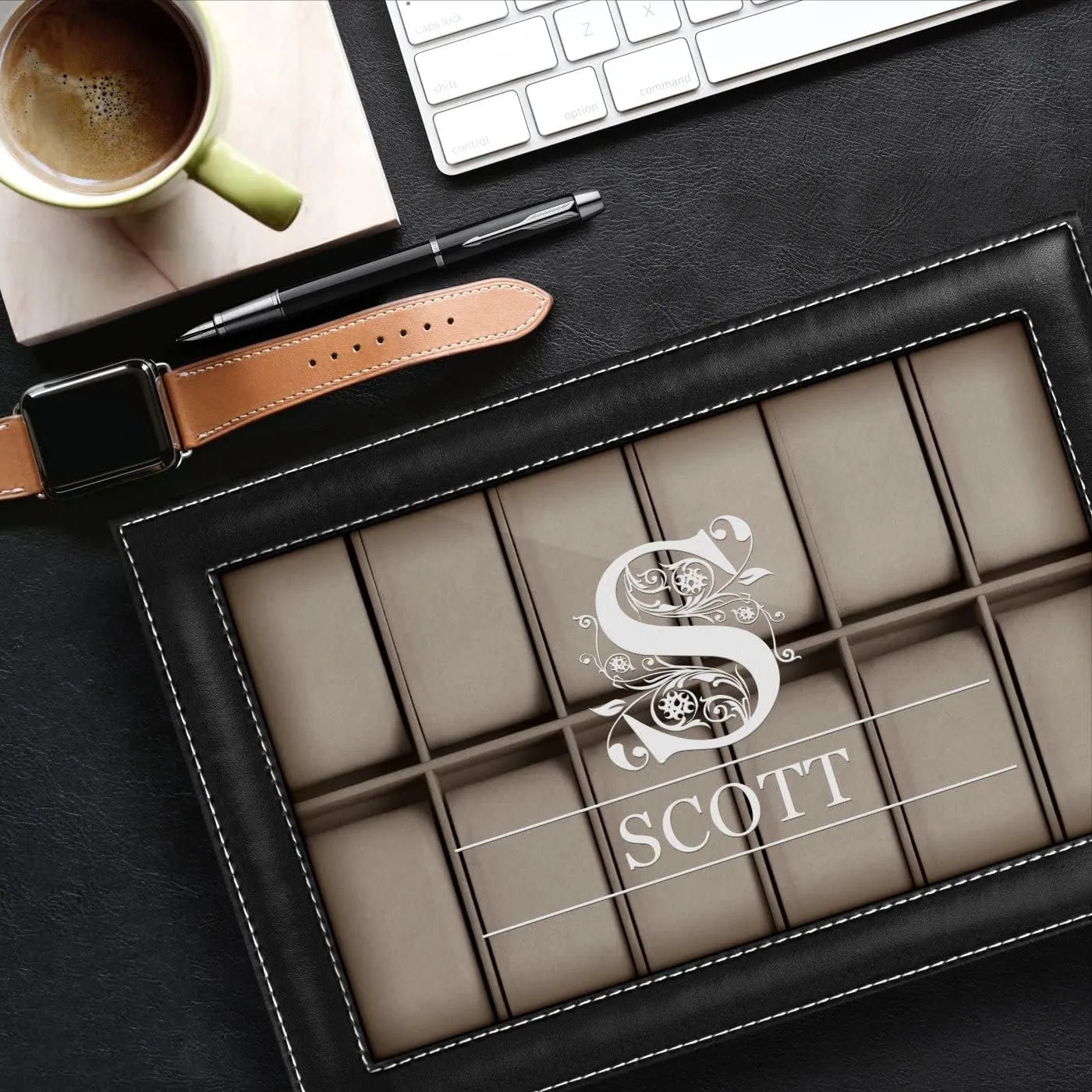a glassy display - Engraved organizer - Watch aquarium scholar propulsion box for 12 watches - For men - For Birthday - For watch lovers - Elegant box - LETTER Maverton Watch organizer with 