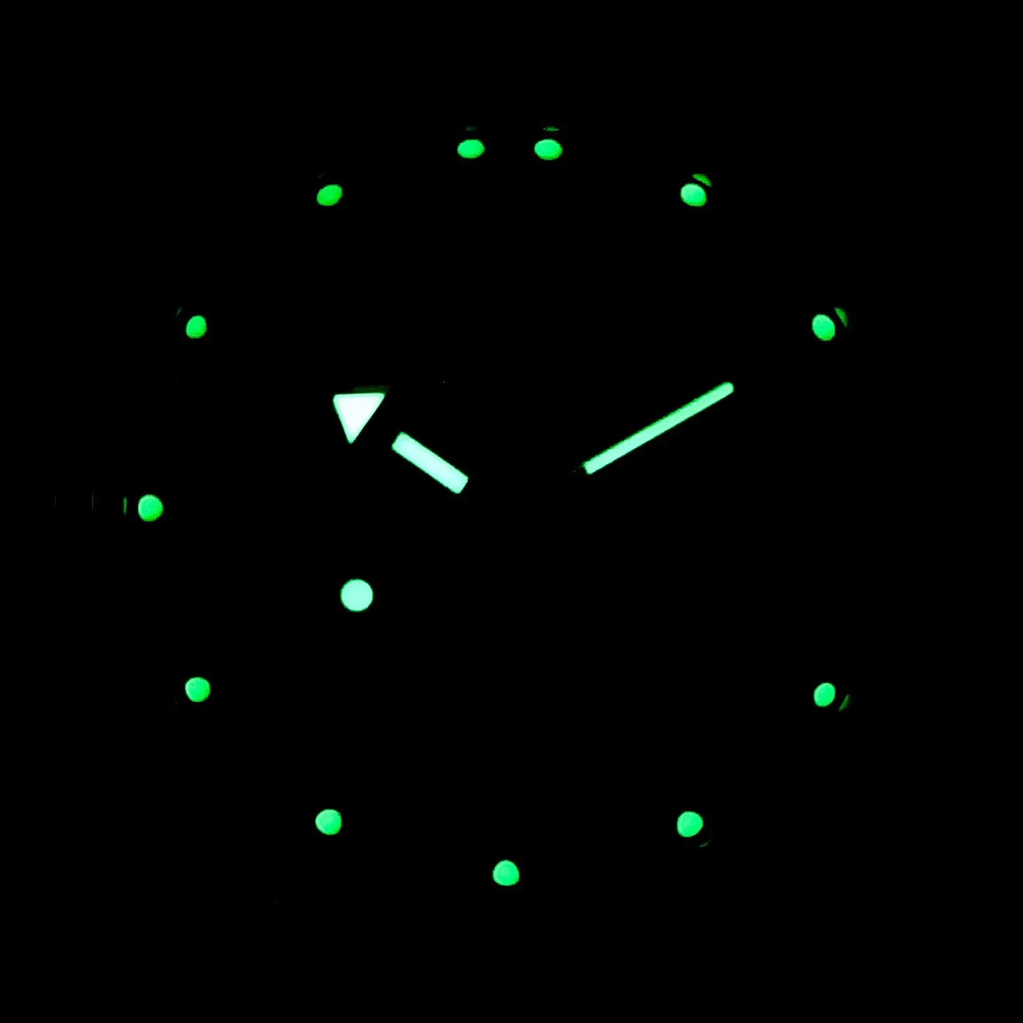Amphibian VDV Airborne Troops | Automatic Self-Winding evacuation Russian Military Style Diver Watch | WR 200 m | Model 420288 VOSTOK | Men??s 