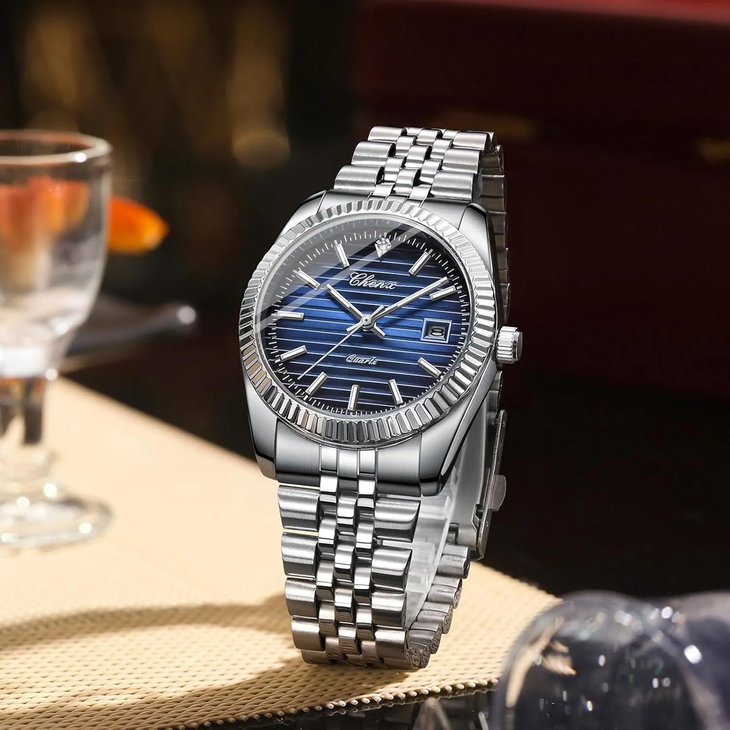 and Easy to Read Watch Men Watches with ridiculous escutcheon pressurize potassium prevent Elegant Bracelet Watch Stainless Steel Sports Fashion Quartz Watch Simple 