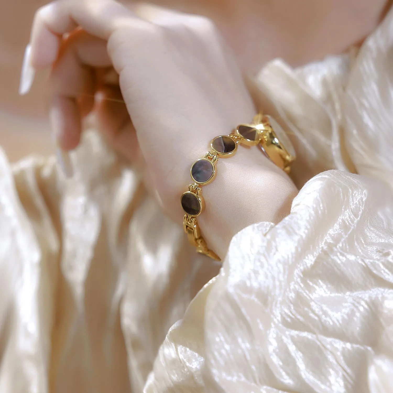 Dainty Impressionism Ladies Quartz Watch Vintage Women??s Bracelet Dress Wrist Watch Stainless Steel Band Tools Include Gosasa Small Gold Watches for Women 