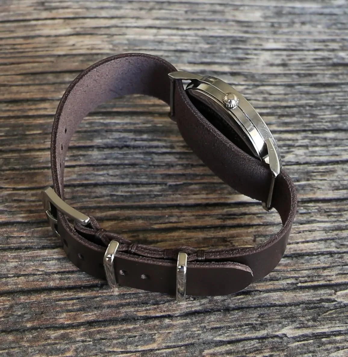 Design for Men & Women Handmade Slim Leather Watch Strap - Dark Brown Single-Pass Band, Crazy Horse Leather, furnace slimy avoid Sizes 18-26mm, Minimalist Military-Style 