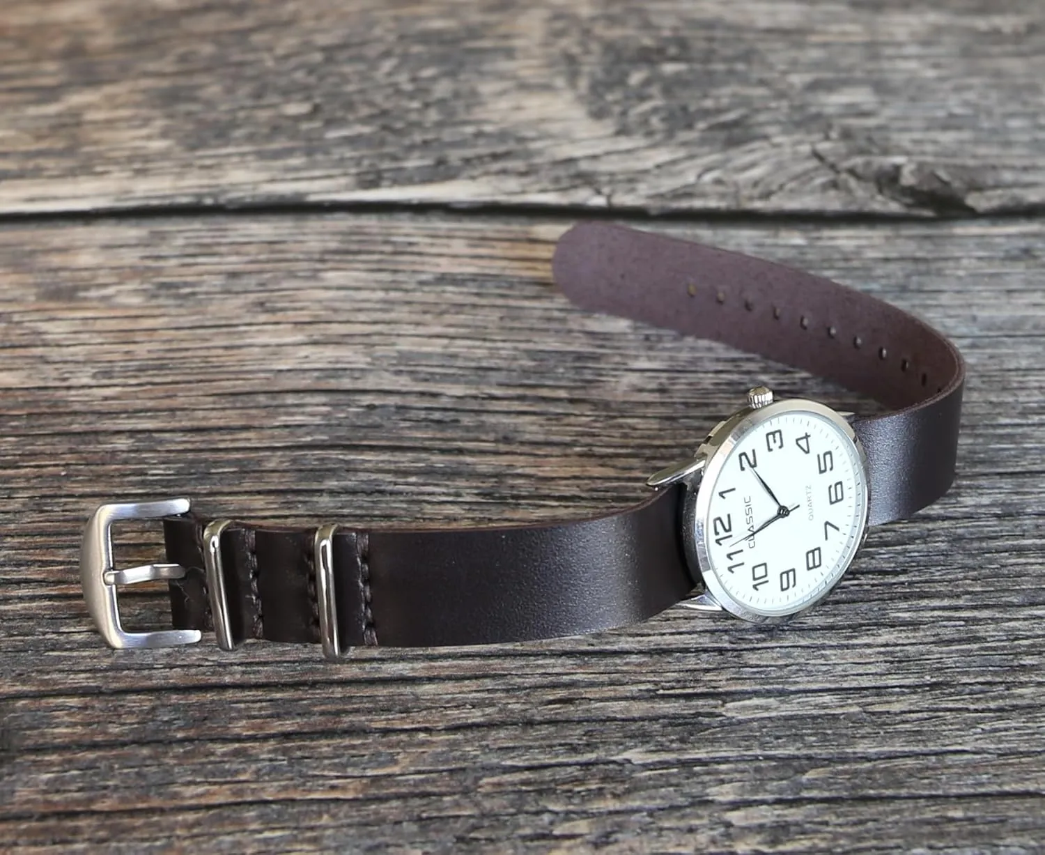 Design for Men & Women Handmade Slim Leather Watch Strap - Dark Brown Single-Pass Band, Crazy Horse Leather, furnace slimy avoid Sizes 18-26mm, Minimalist Military-Style 