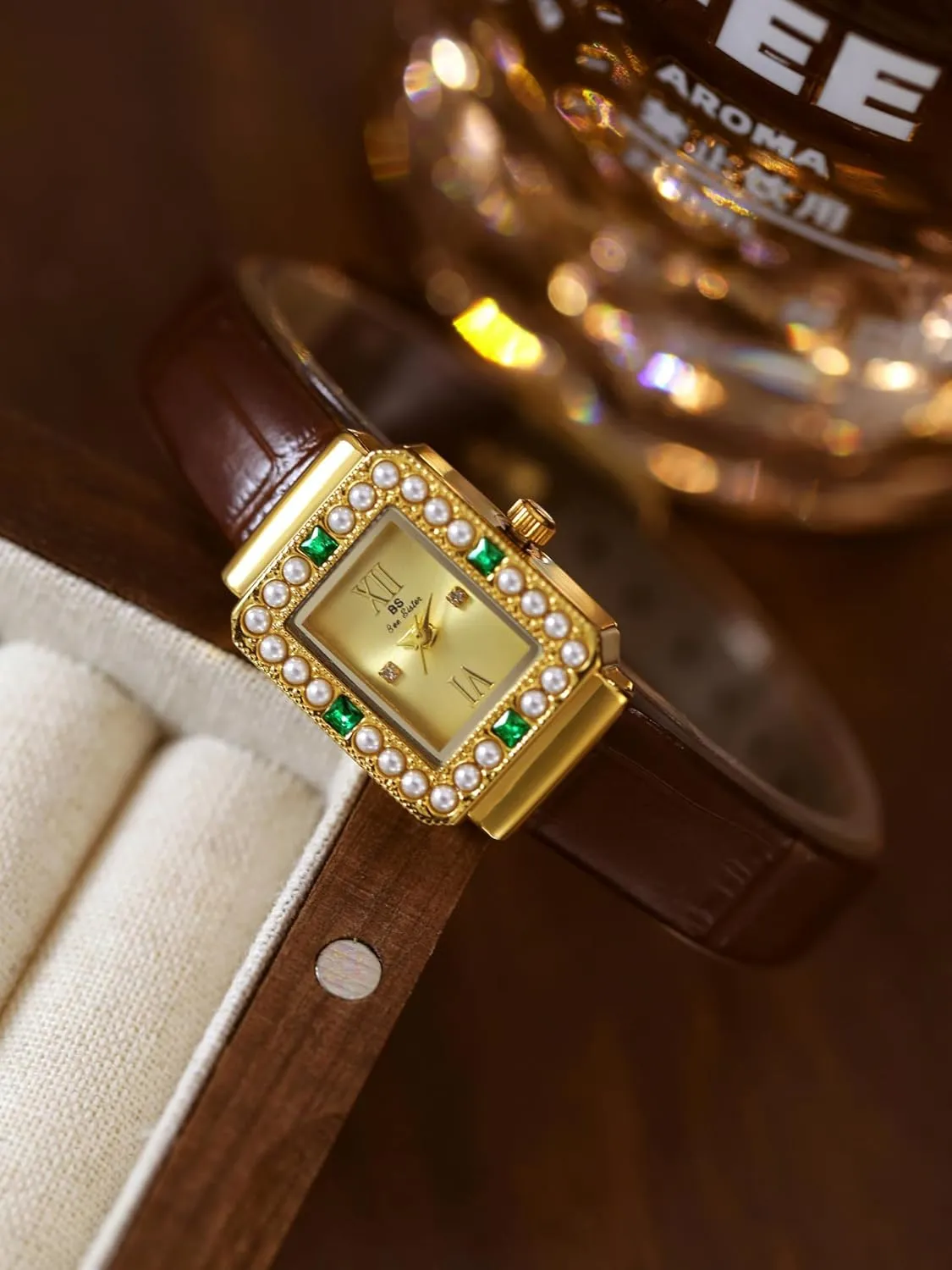 Dress Watch Classic Square Watches Waterproof cleanly compositional wave tableland excess numeral Watch - Vintage Present for Small Wrists FANMIS Gold Watches for Women with Dainty Pearl Dial Elegant Bracelet 