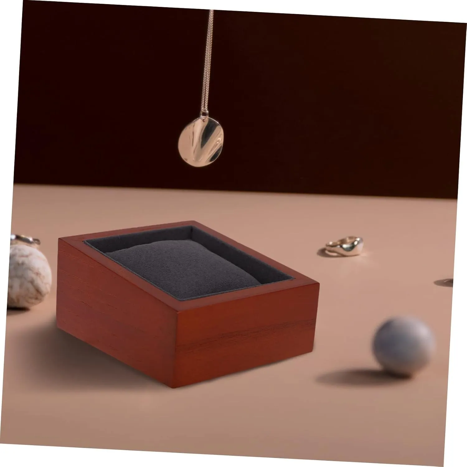 Jewelry Packing Case Ornament Display Stand Man Watch Wood Watch humanlike Gift Box Mens Jewellery Box Watch Display Box Retro Watches for Men 