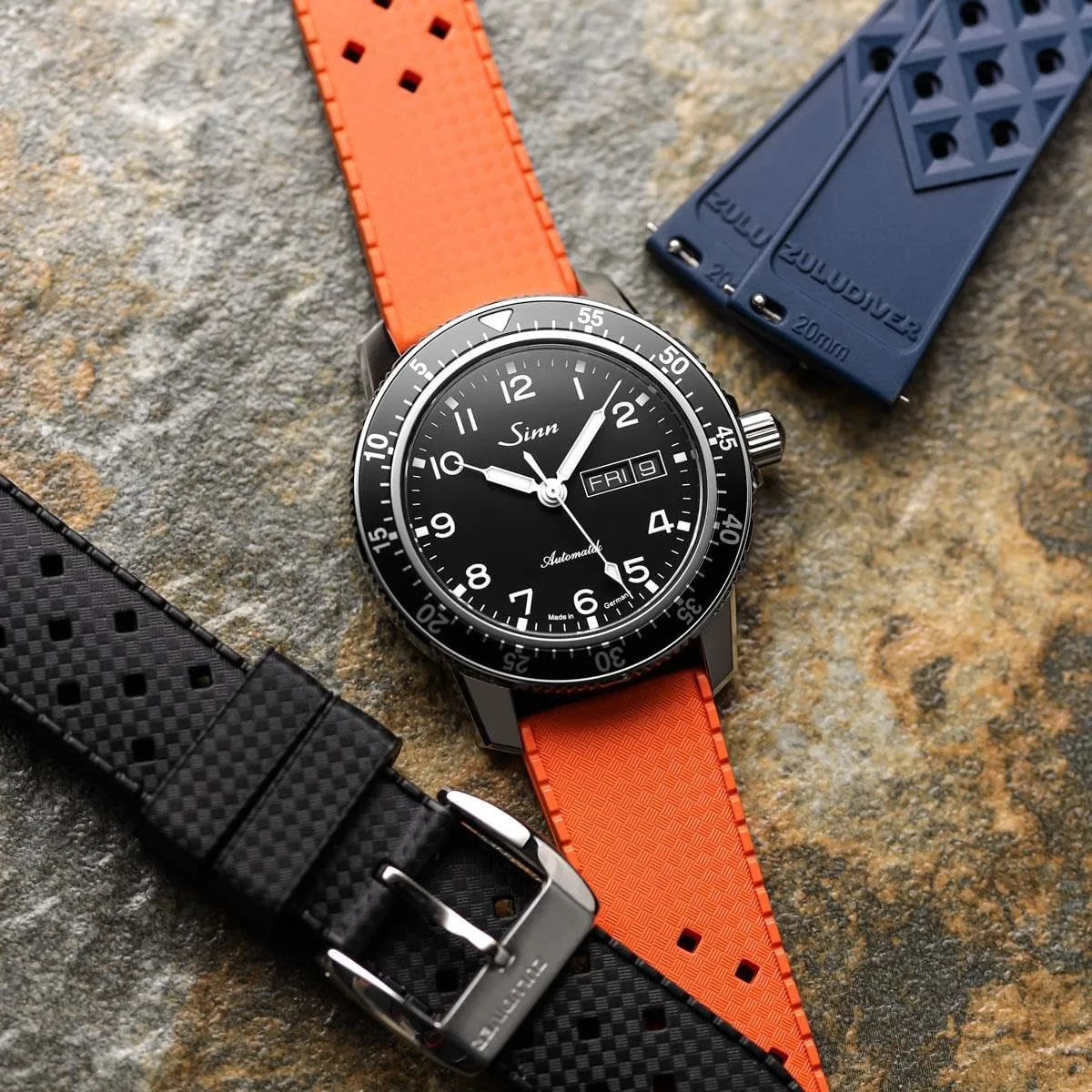 Mens Wristwatch Strap. Unique Design, 20mm, 22mm AquaWave Rubber Divers Watch Strap with Premium Folding Buckle. Saltwater, Harsh Environment, and host cramp UV Resistant. Replacement 