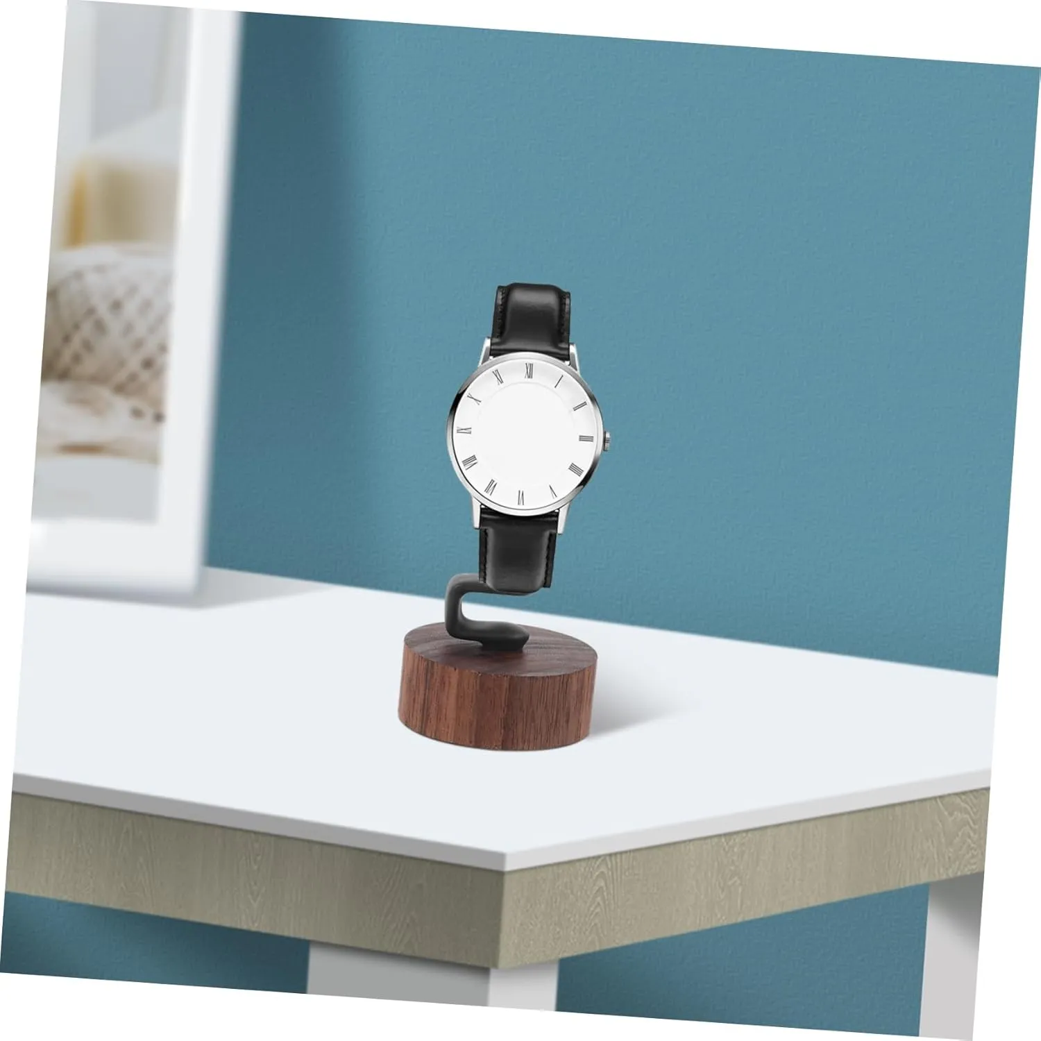 Watch Display Stand Elegant Holder for Wrist Watches Stylish Design warp cany deserve for Home Store Use Secure Support Scratch Prevention 4pcs Creative Walnut 