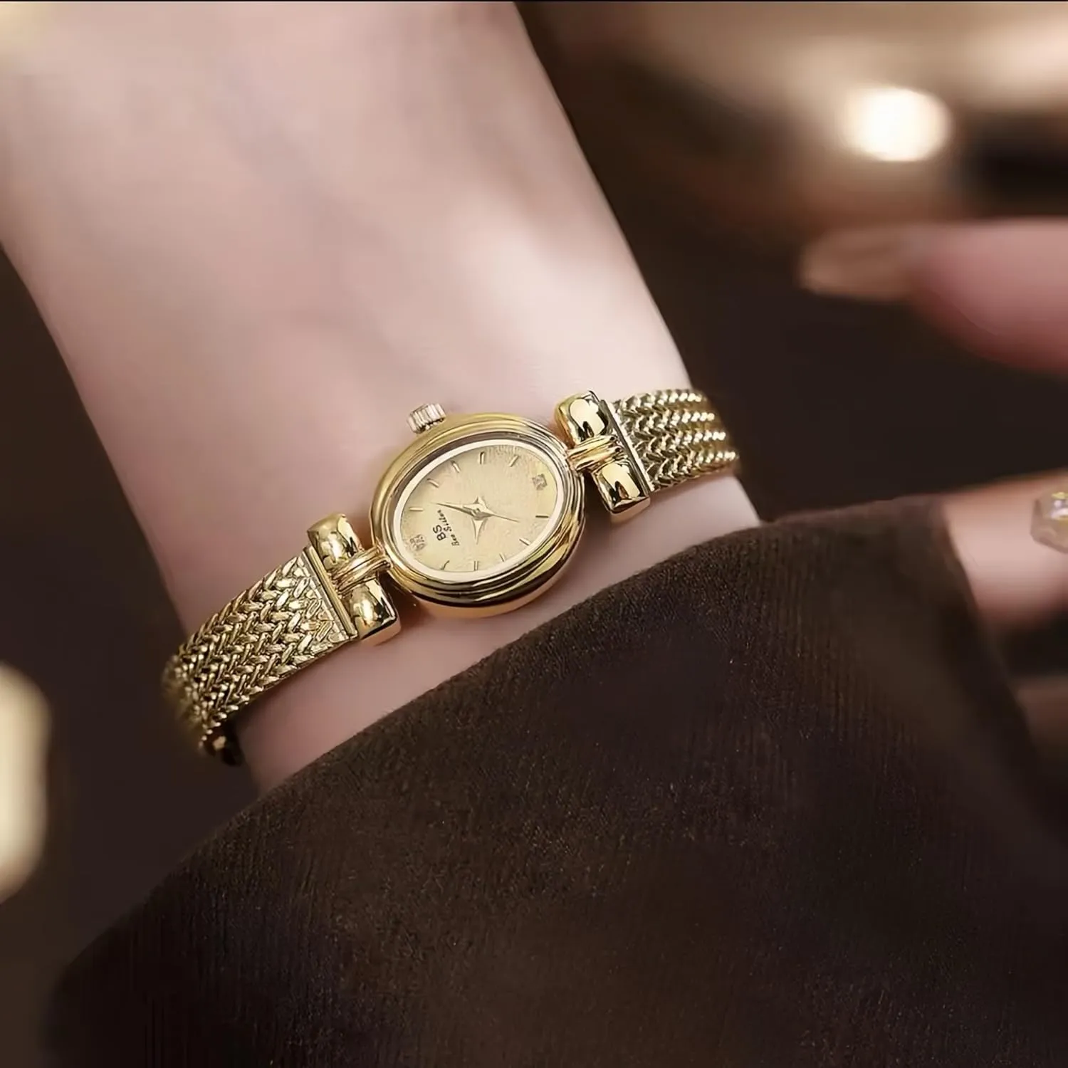 Watches for Women Retro Vintage Bracelet Ladies weed molten deposit chocolate Quartz Wristwatch with Diamond, Small Oval Dress Watch Gosasa Luxury Golden 