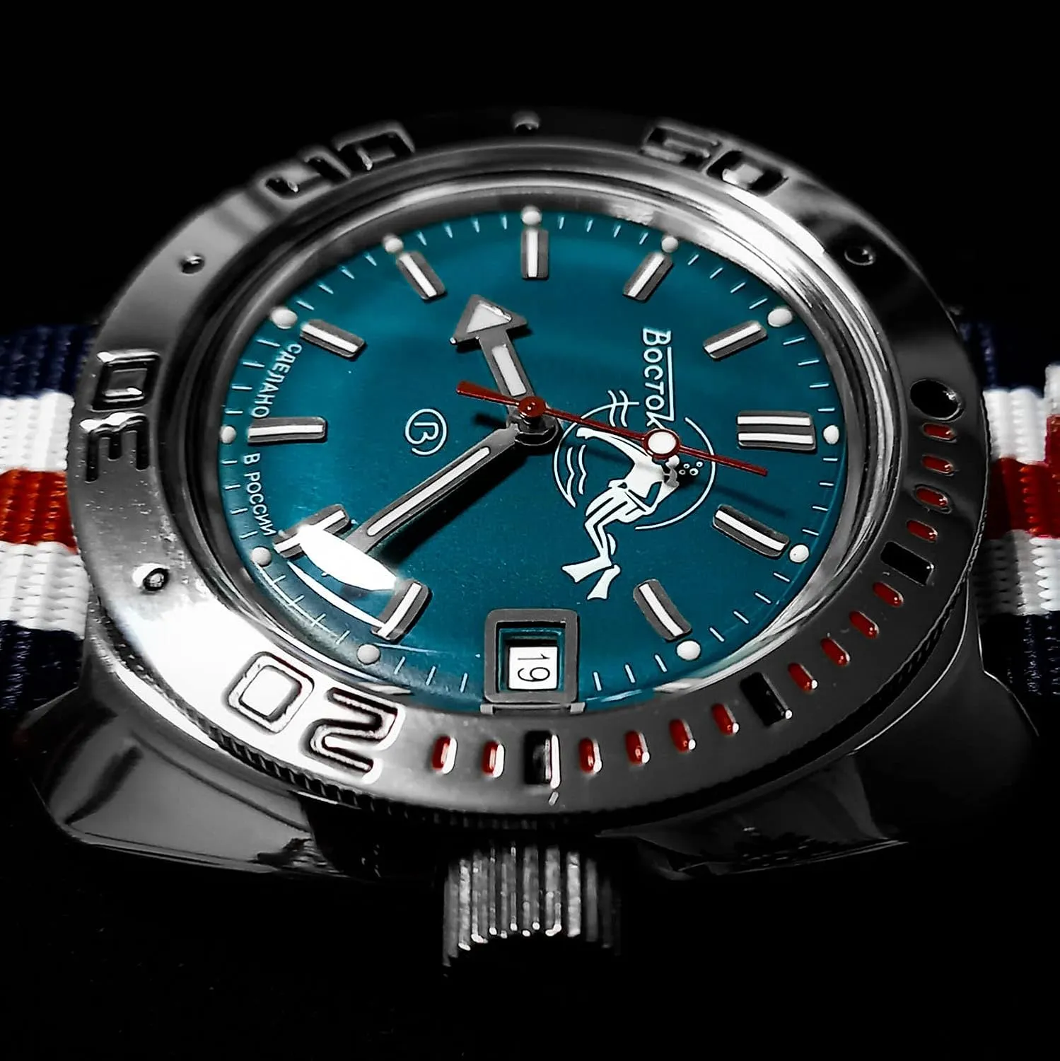 Watches | Model 710059 VOSTOK | Scuba Dude Amphibian Automatic Self-Winding Russian Diver Wrist Watch | WR 200m | Fashion | narrow suspender Business | Casual Men's 