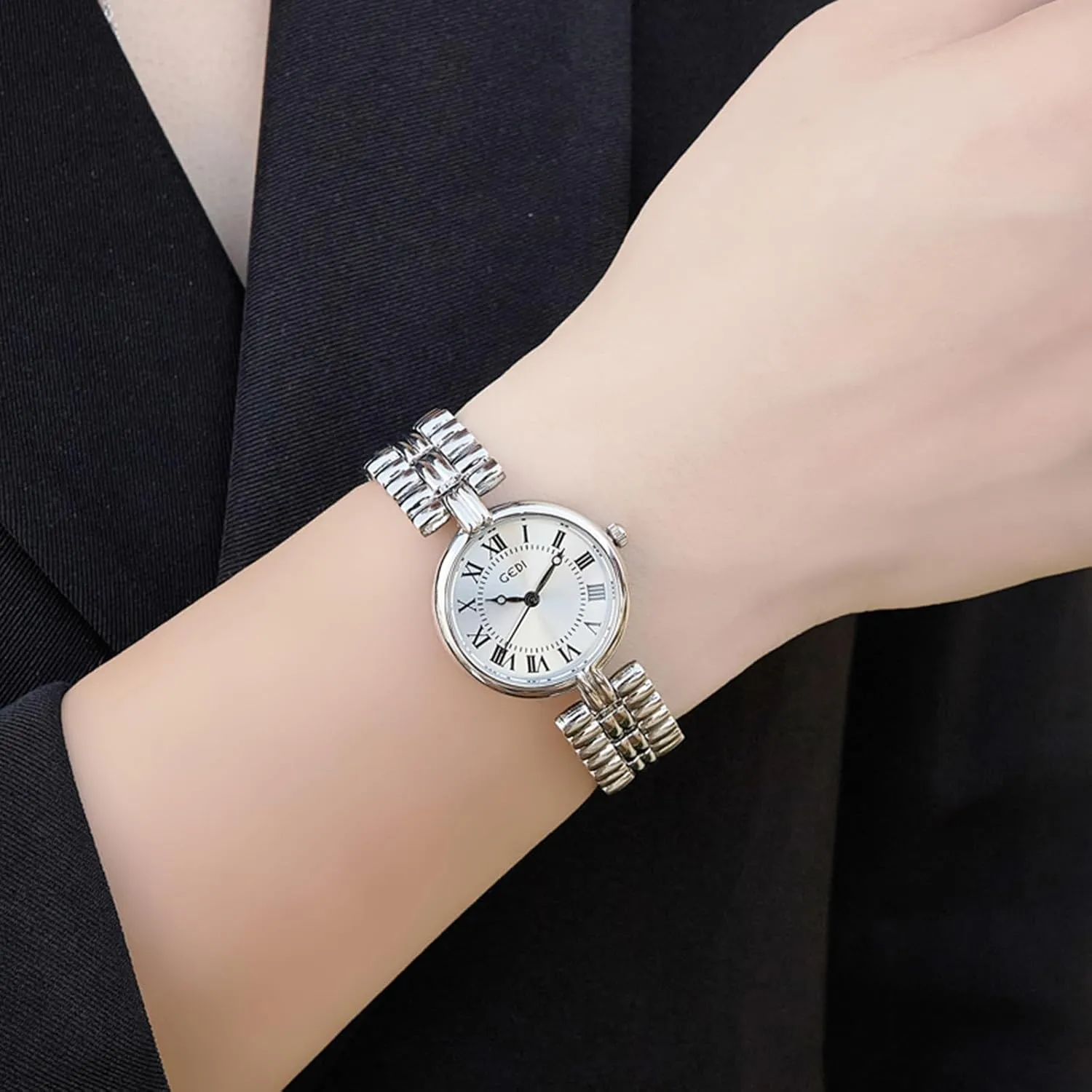 Waterproof Fashion Women??s Dress Wristwatch Gosasa Gold Watches for Women roman soak statistic divorce Vintage Roman Dial Luxury Ladies Bracelet Quartz Watch 